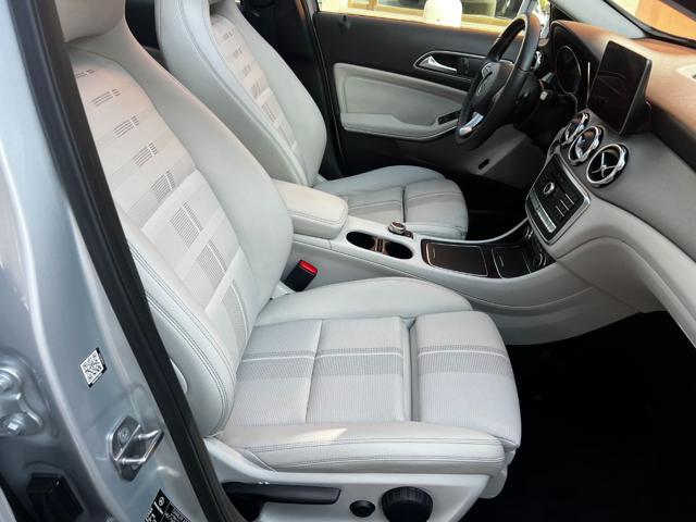 MERCEDES-BENZ GLA 220 Automatic 4Matic