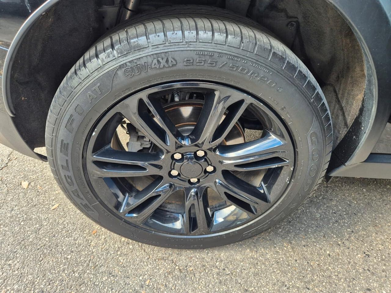 Land Rover Range Velar 2.0D I4 180 CV HSE