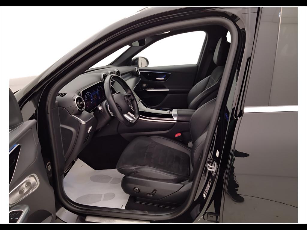 Mercedes-Benz GLC - X254 - GLC 220 d AMG Line Advanced 4matic auto