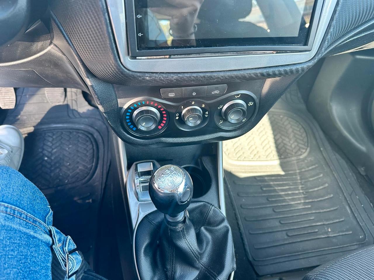 Alfa Romeo MiTo 1.6 JTDm 16V Distinctive Sport Pack