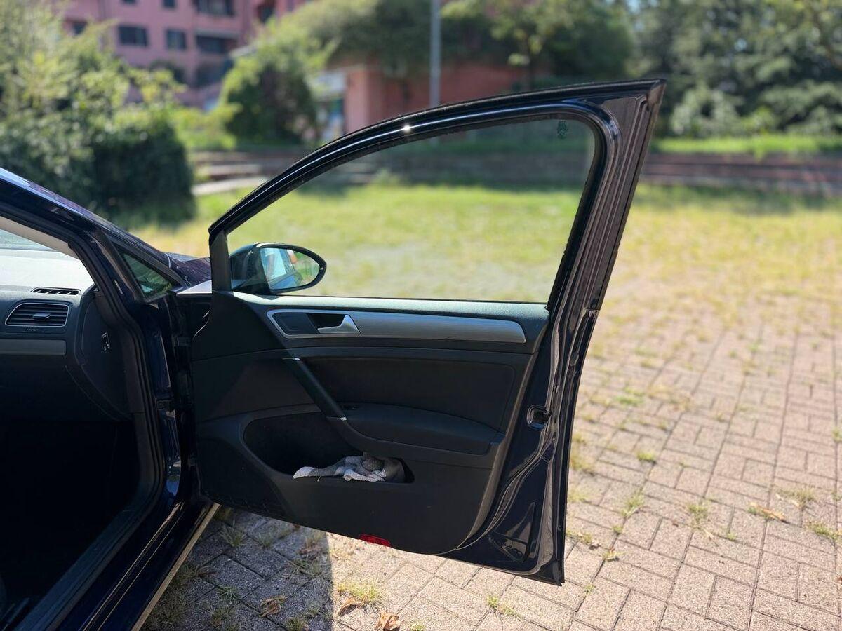 Volkswagen Golf 1.6 tdi Comfortline 5p