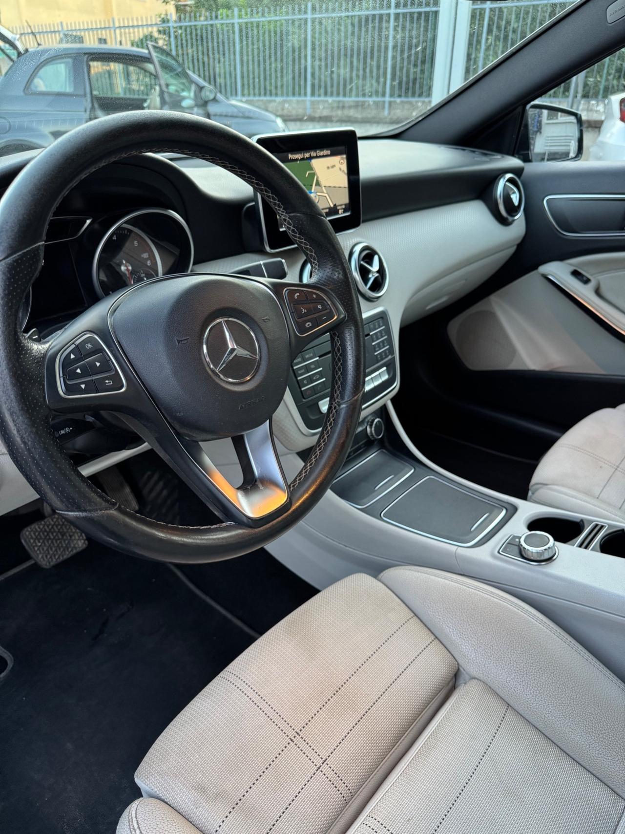 Mercedes-benz A 180 d Automatic Sport