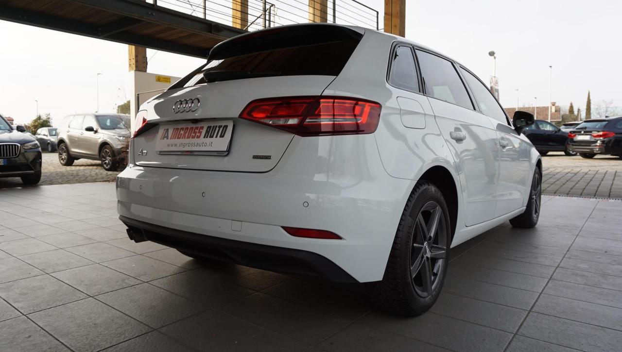 Audi A3 SPB 40 TDI quattro S tronic Business
