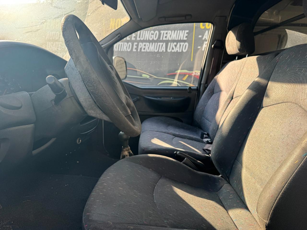 Hyundai H1 AUTOCARRO 3 POSTI