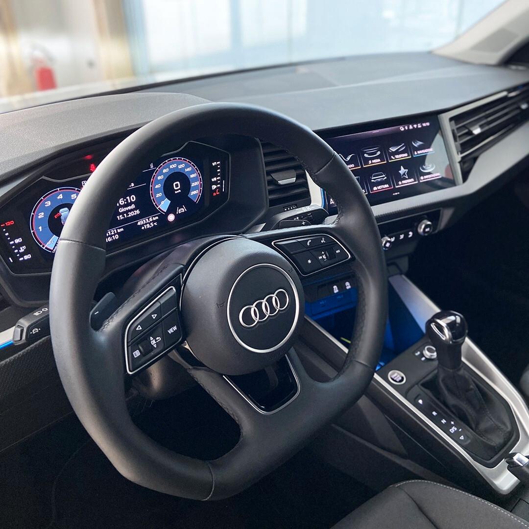 Audi A1 SPB 30 TFSI S tronic Identity Black