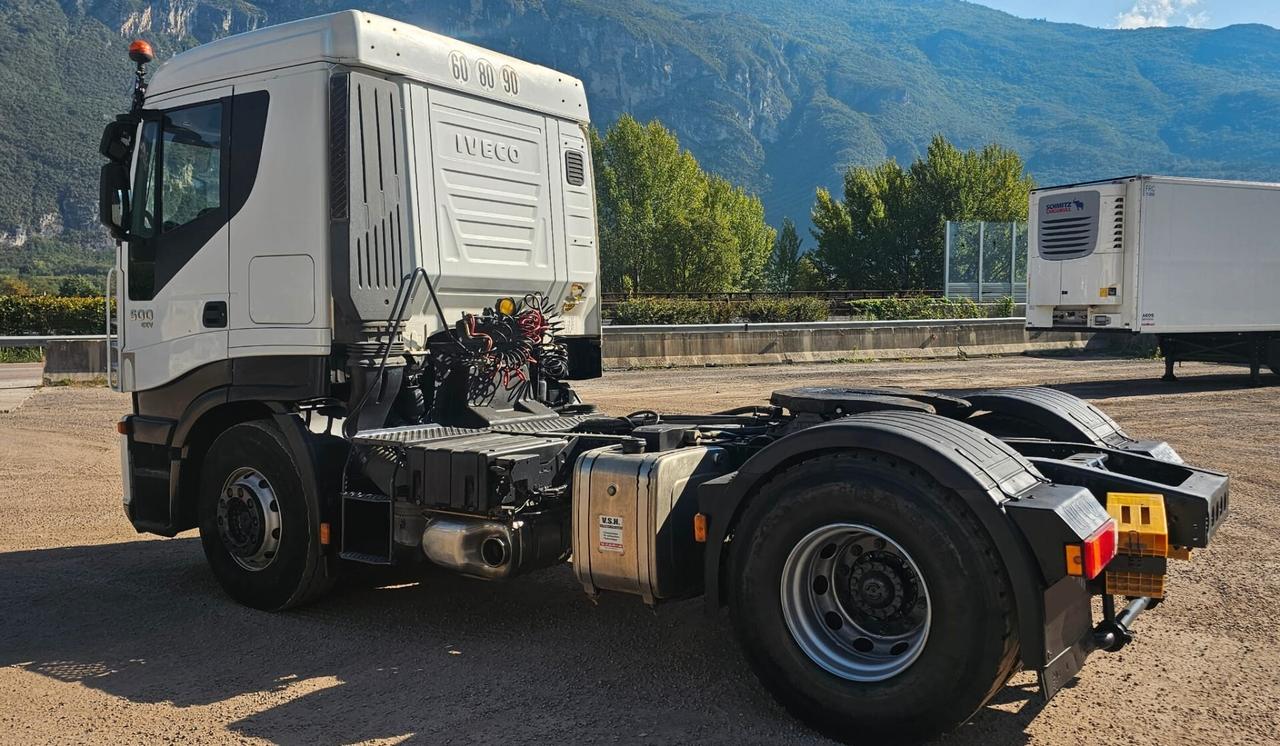 IVECO Stralis AS440S50T/P – 500 CV – Cambio manuale – solo circa 375.000 km