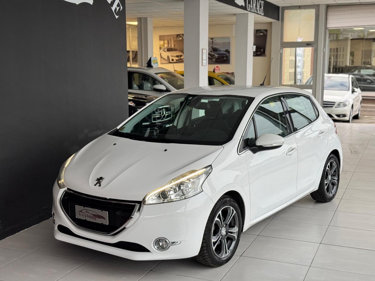 Peugeot 208 1.2 82cv Allure Neopatentati E6 60.000km