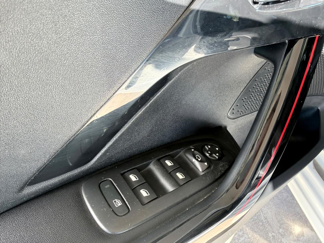 Peugeot 208 PureTech Turbo 110 EAT6 S&S 5 porte GT Line