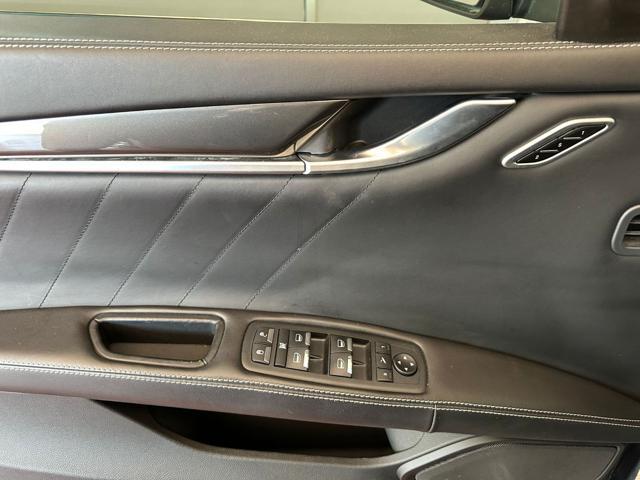 MASERATI Ghibli V6 GRANLUSSO