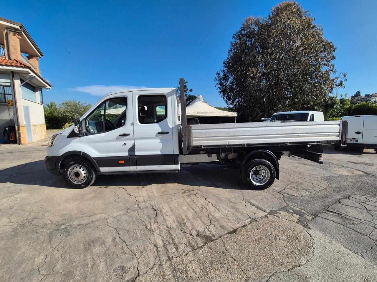 Ford Transit 350 PL-DC-RG RWD 2.2 TDCi 125Cv