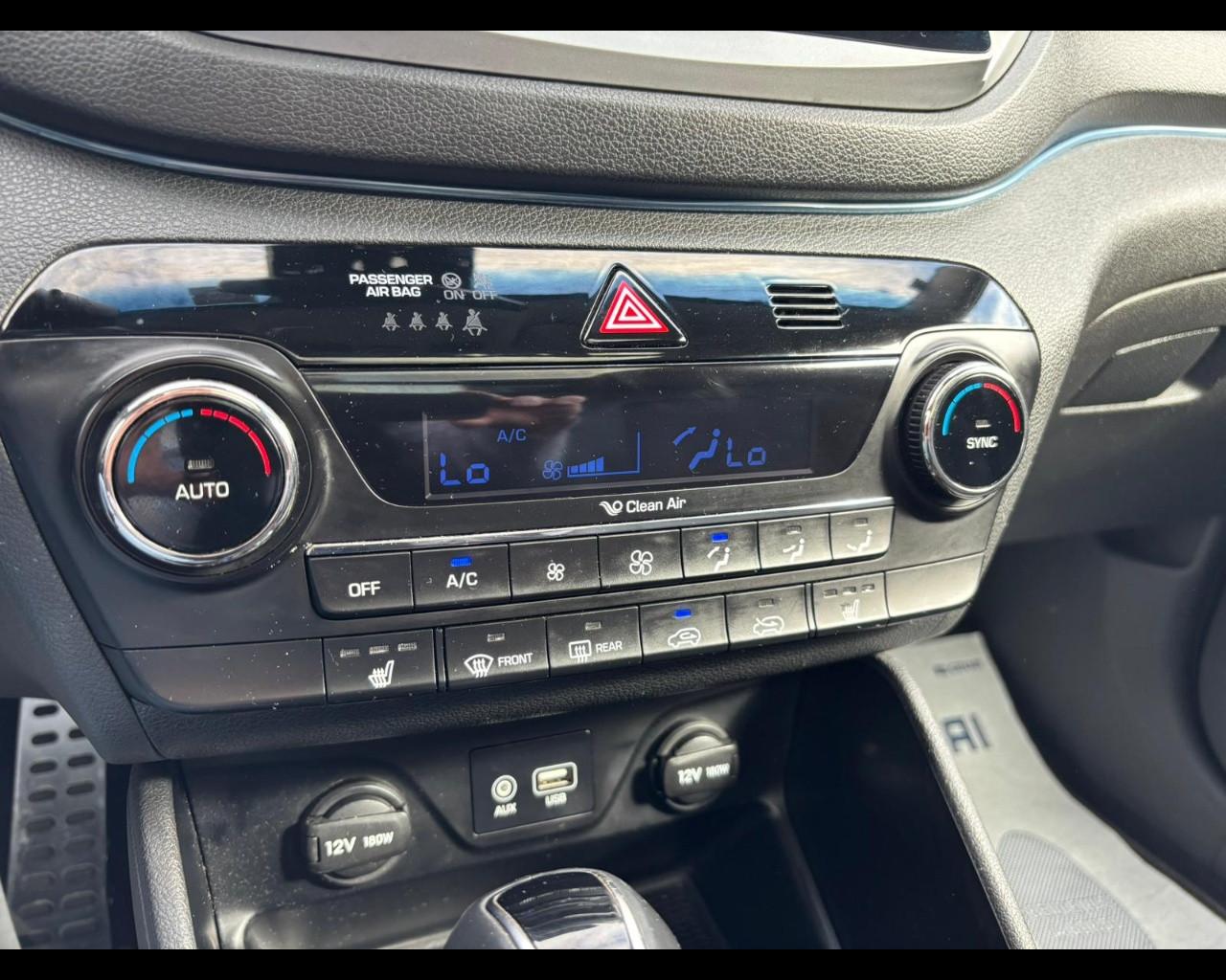 HYUNDAI Tucson II 2015 - Tucson 1.7 crdi Xpossible 2wd 141cv dct