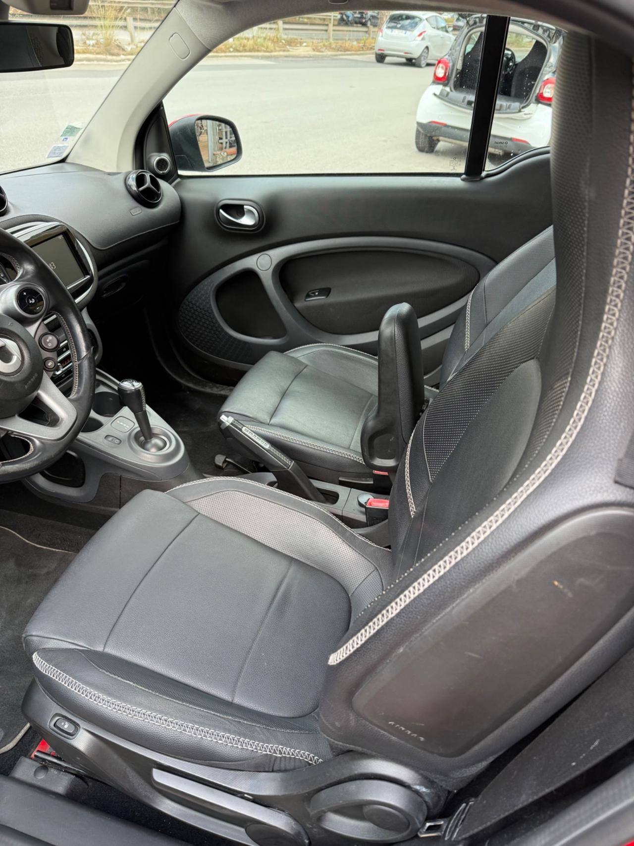 Smart ForTwo BRABUS 0.9 Turbo twinamic Xclusive
