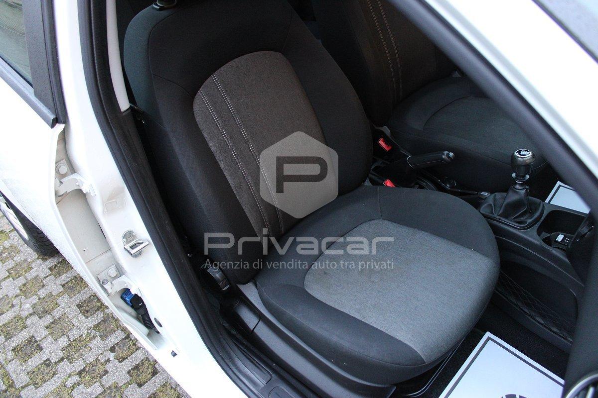 FIAT Punto 1.4 8V 5 porte Natural Power Street