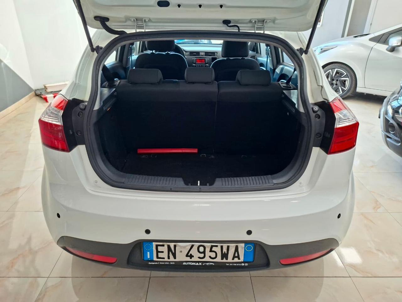 Kia Rio 1.1 CRDi 75cv WGT LX 2012