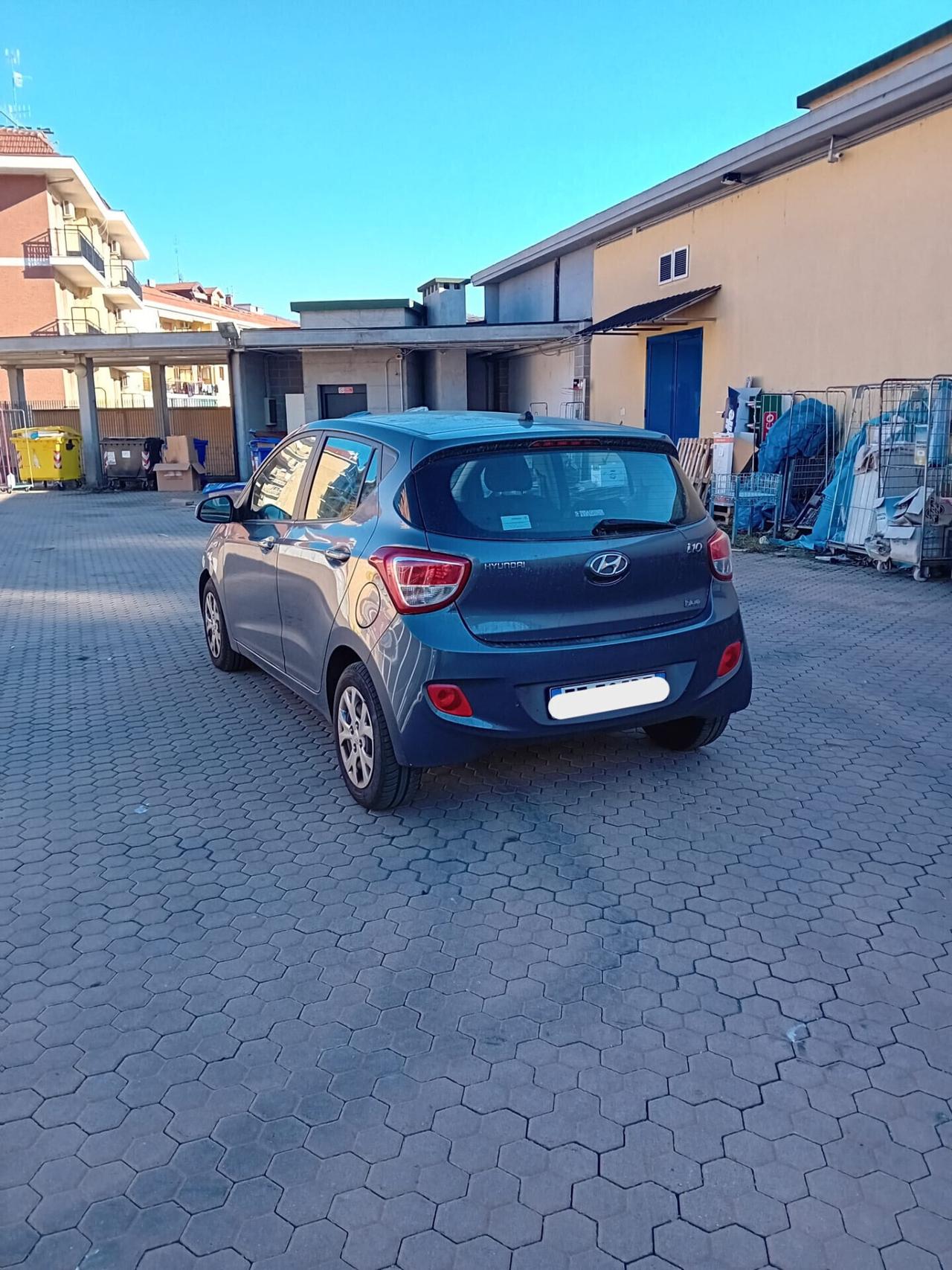 Hyundai i10