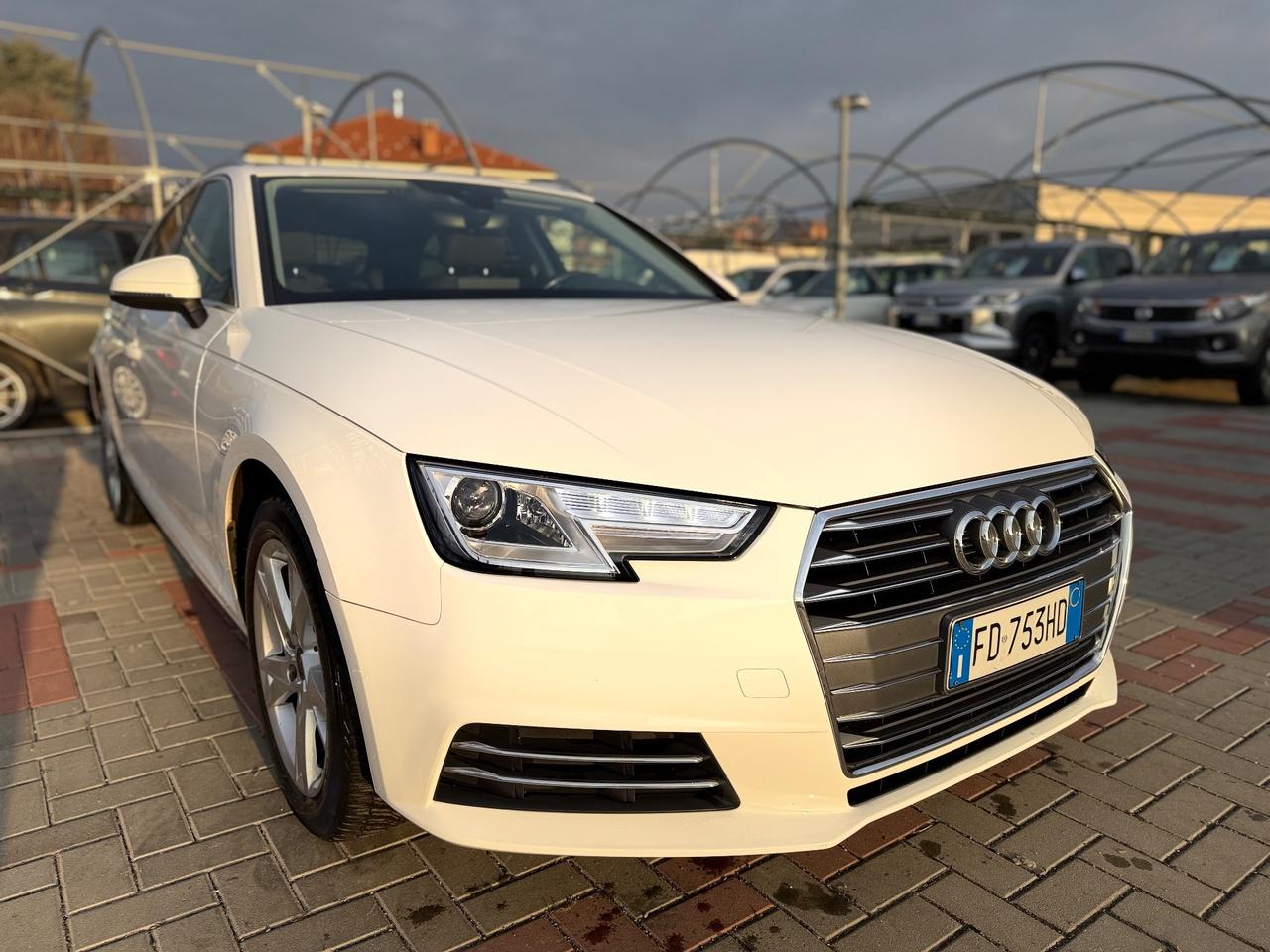 Audi A4 Avant 2.0 TDI 150 CV ultra S tronic Sport