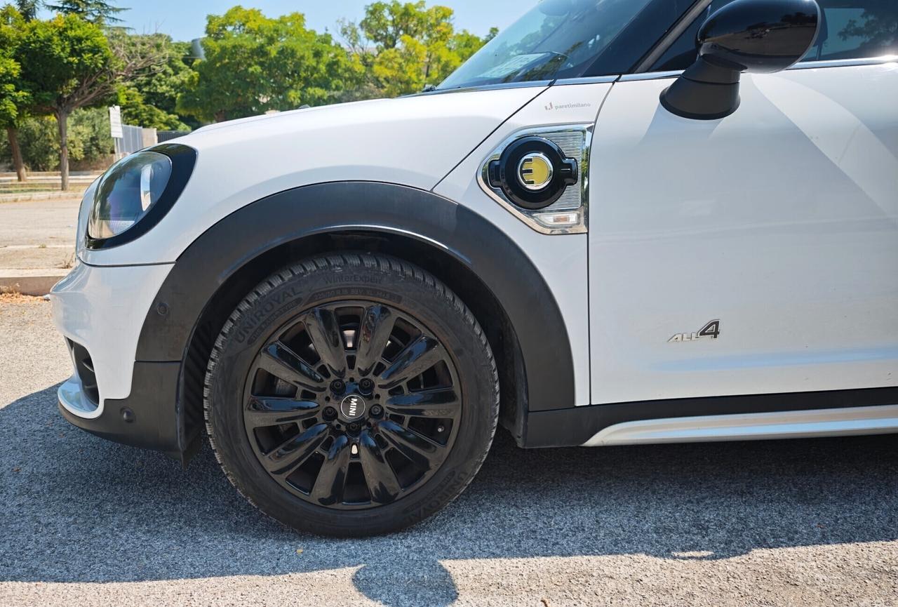 Mini Cooper S Countryman 1.5 Hype ALL4 136cv più 80 cv elettrico