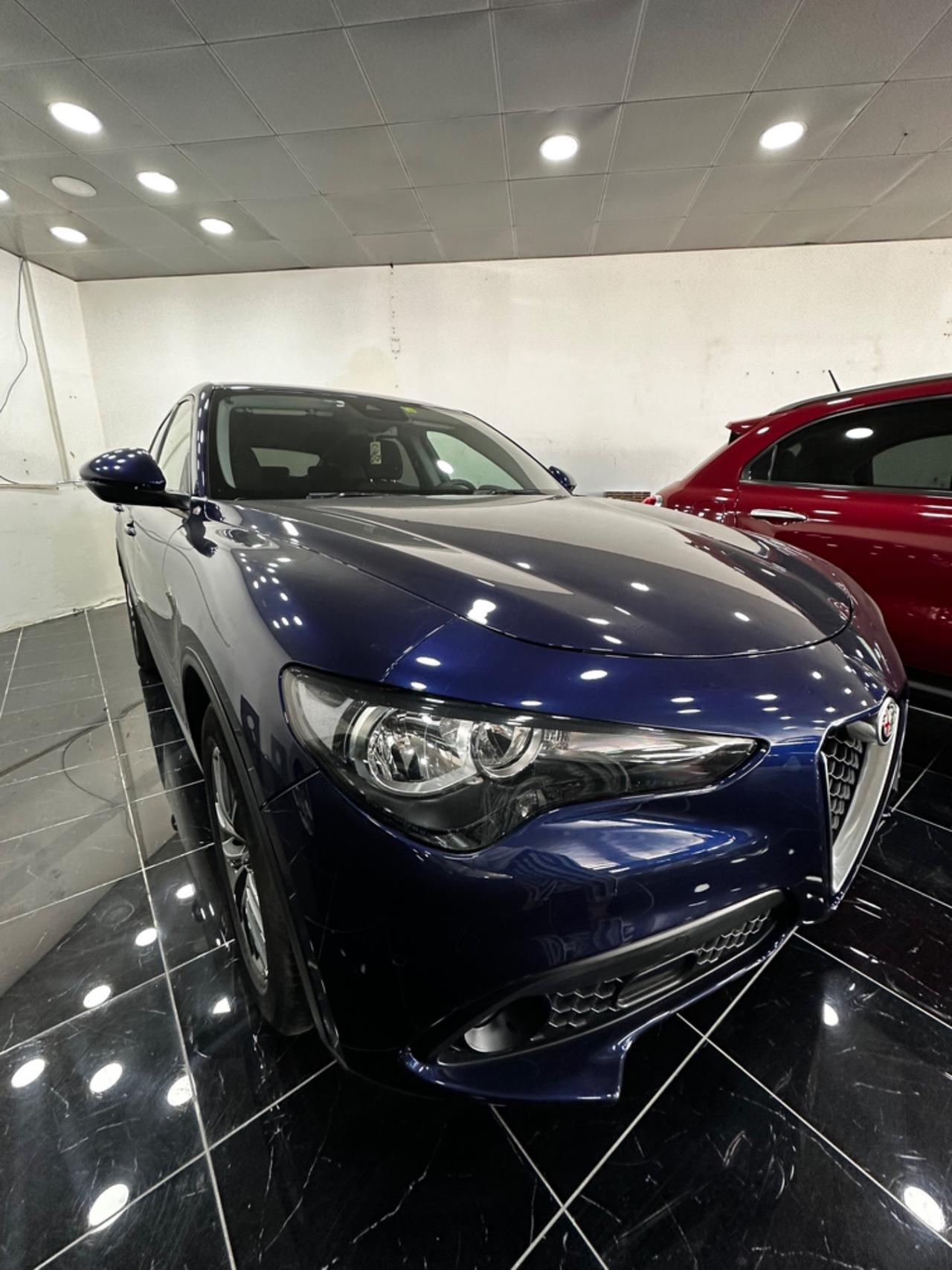 Alfa Romeo Stelvio 2.2 Turbodiesel 190 CV AT8 RWD Business