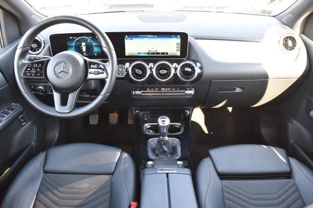 MERCEDES-BENZ B 180 d Business Extra *NAVIGATORE*