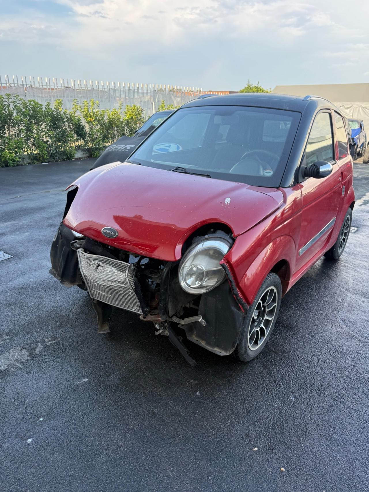 Microcar M.Go 2016 incidentata con testata da rifare
