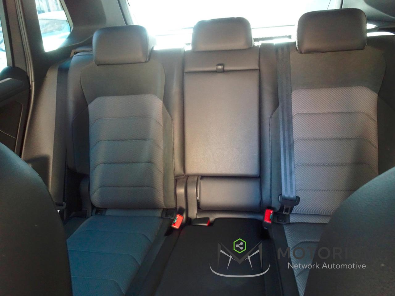 Volkswagen Tiguan 2.0 TDI DSG R-LILE 4MOTION -IMPECCABILE-