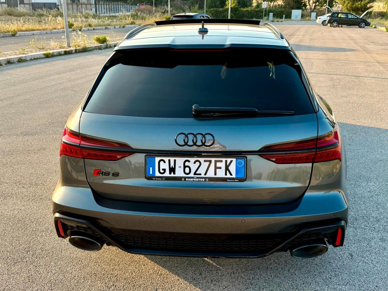 Audi RS6 RS 6 Avant 4.0 TFSI V8 quattro tiptronic Performance