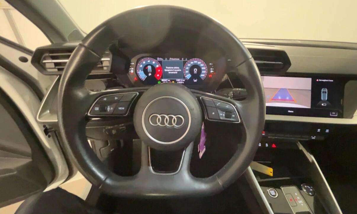AUDI A3 G-TRON BUSINESS ADVANCED + MATRIX
