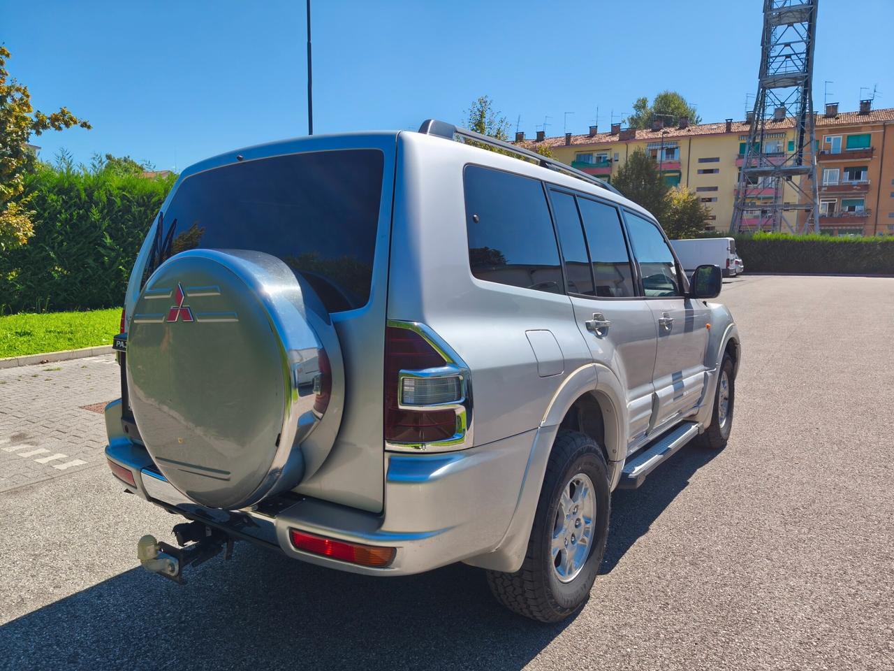 Mitsubishi Pajero 3.2D GANCIO T.R molti lavori fatti