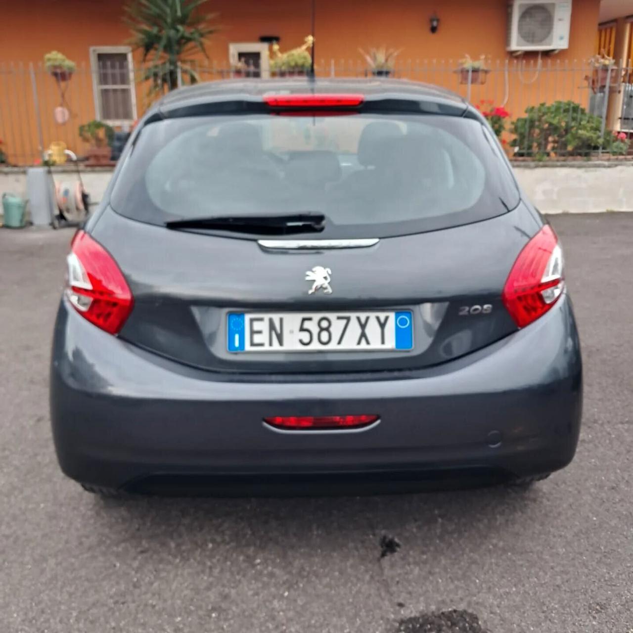 Peugeot 208 1.4 HDi 68 CV 5 porte Active