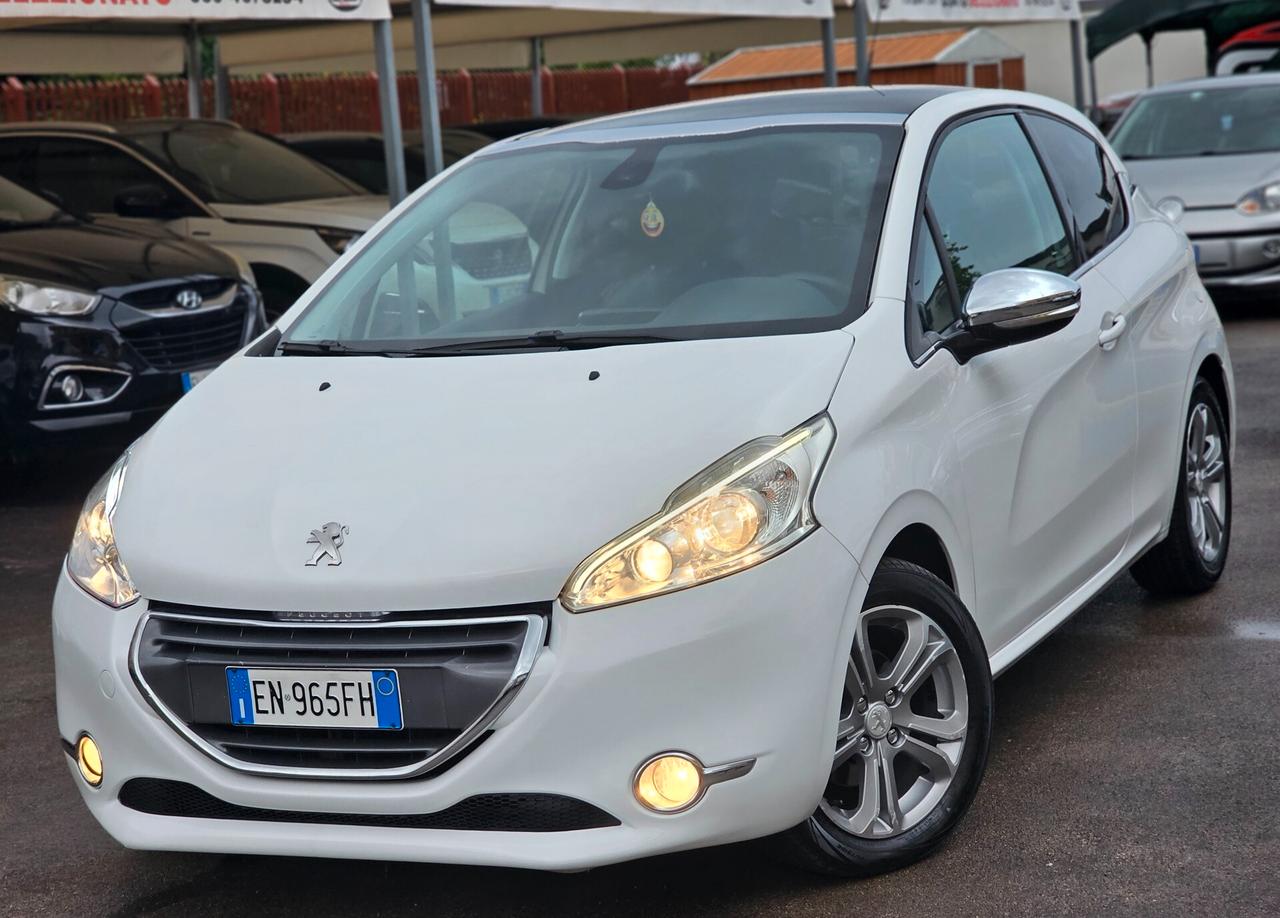 Peugeot 208 1.4 HDi 68 CV 3 porte Allure