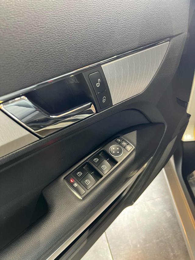 MERCEDES-BENZ E 220 CDI Cabrio Ita KmCertif. Avantgarde