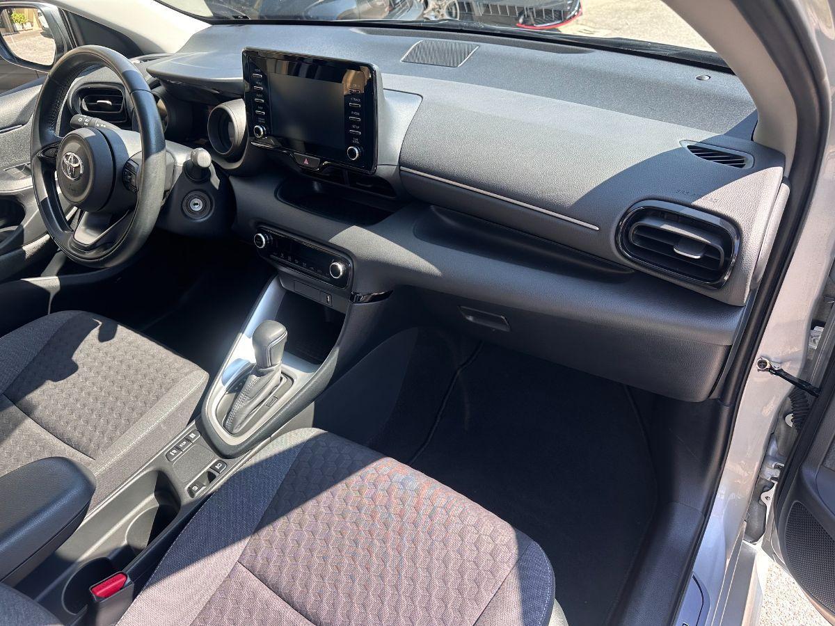 TOYOTA - Yaris - 1.5 Hybrid 5p. E-CVT Trend
