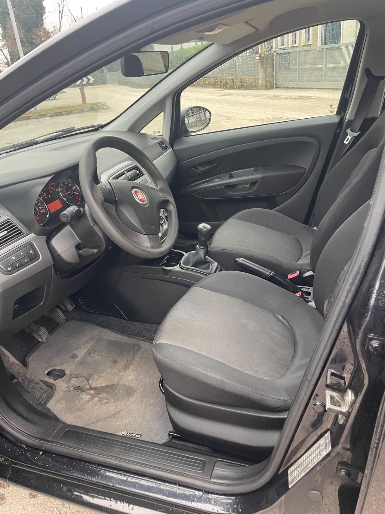 Fiat Punto 1.3 MJT 5 porte anno 2014 perfetta