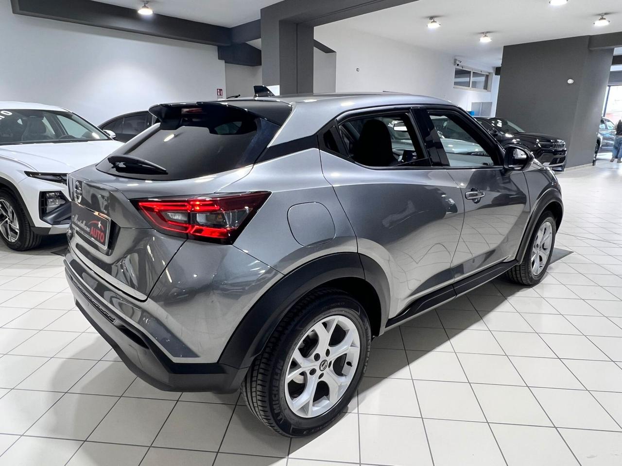 Nissan Juke 1.0 DIG-T 114 CV N-Connecta