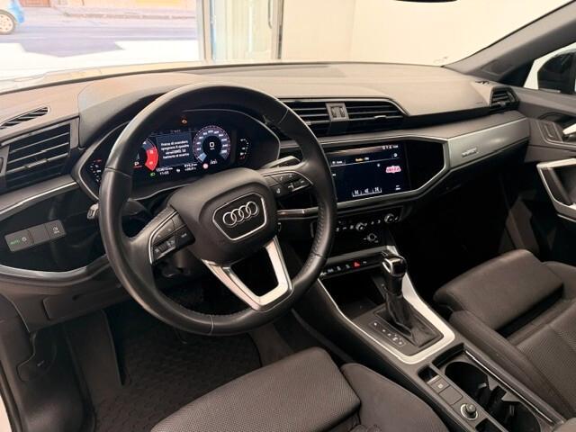 Audi Q3 SPB 40 TDI quattro S-LINE Tetto
