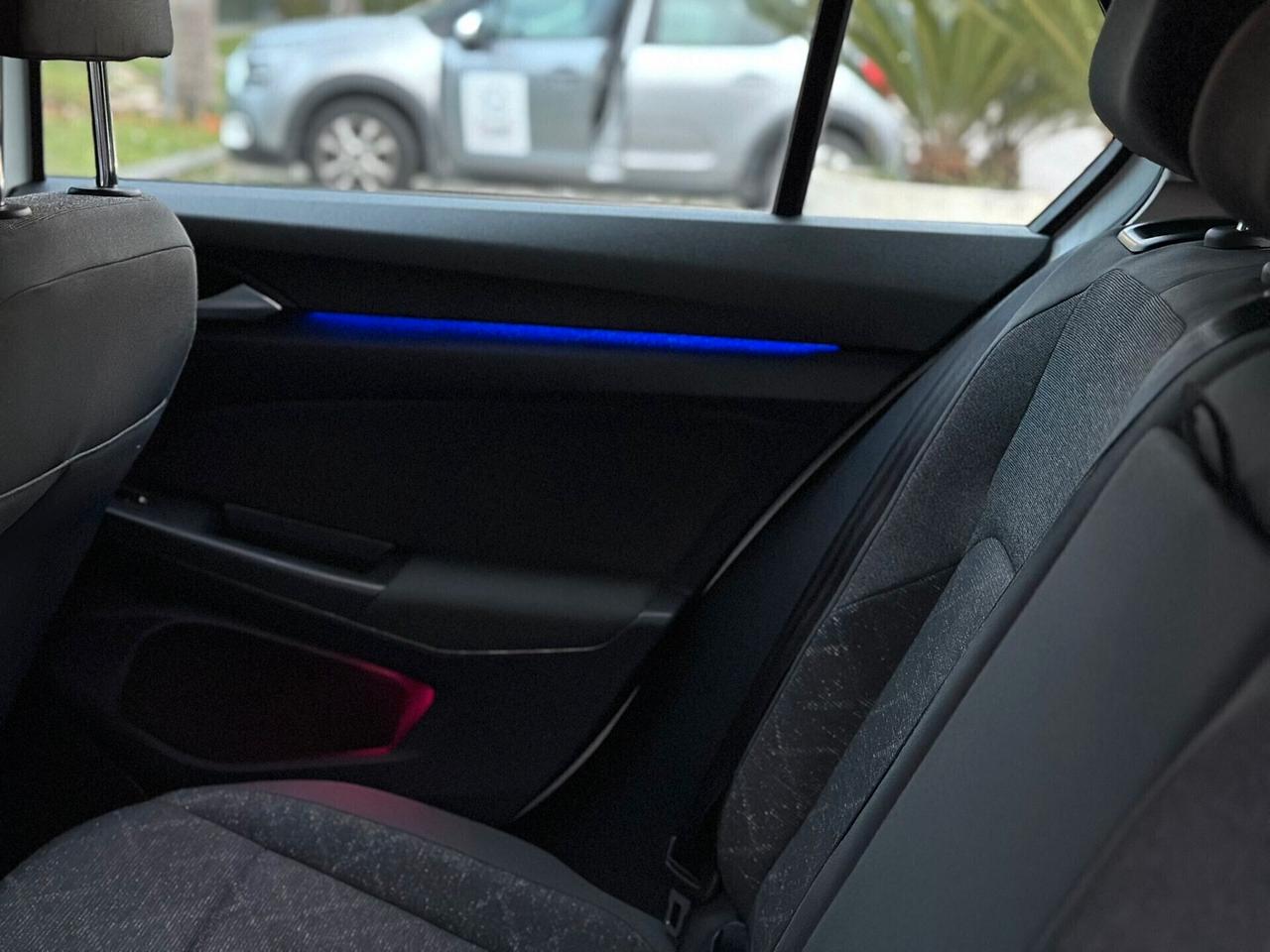 Volkswagen Golf 1.0 eTSI EVO DSG Life