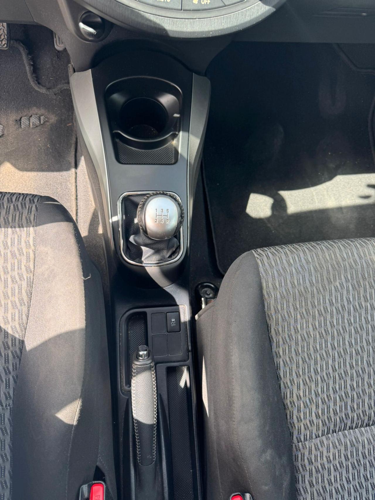 Toyota Yaris 1.0 5 porte Lounge