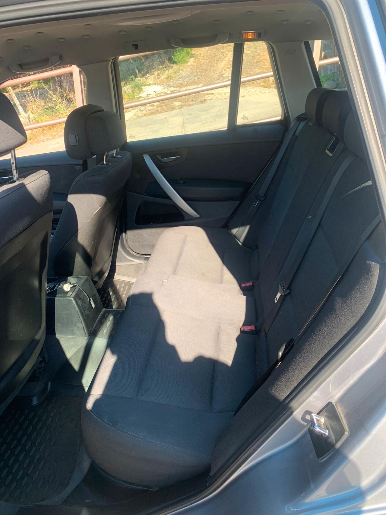 Bmw X3 2.0d cat Futura