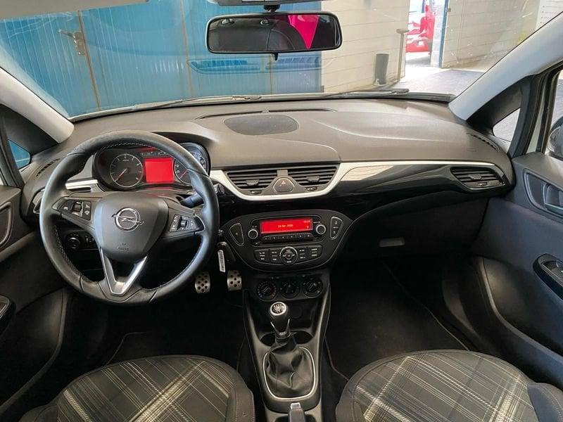 Opel Corsa 1.2 5 porte b-Color