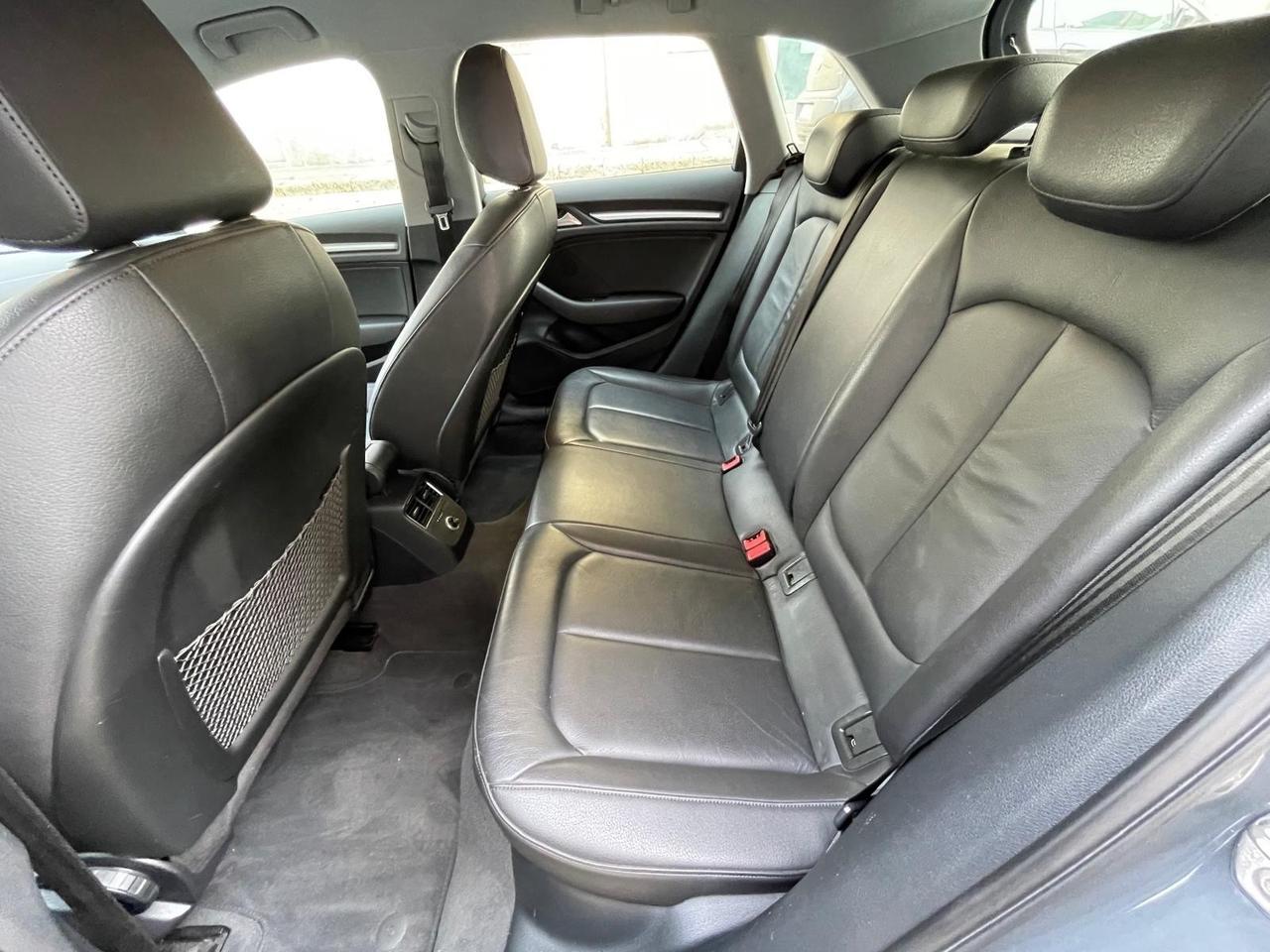 Audi A3 SPB 30 TDI S line edition