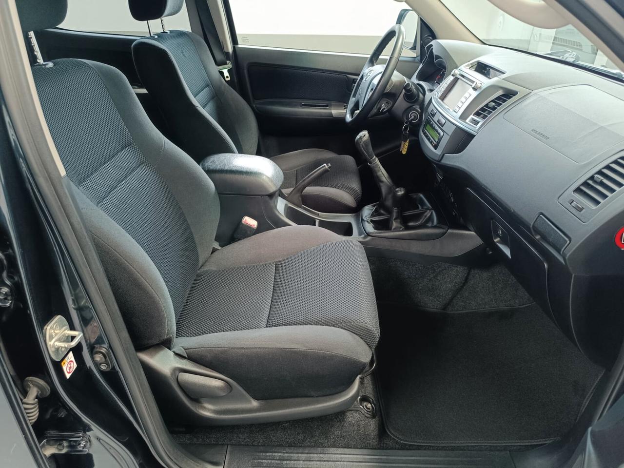 Toyota Hilux 3.0 D-4D 4WD 4p. DC Stylex