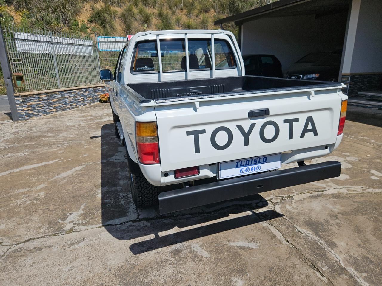 Toyota Hilux 2.4 diesel 4 porte LN 105 Pick-up