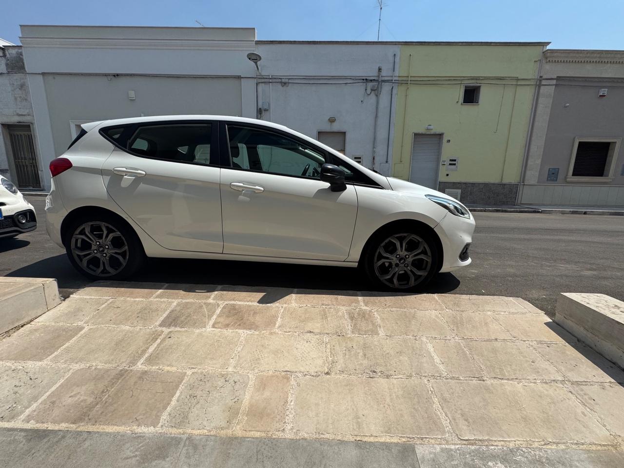 Ford Fiesta 1.5 TDCi 5 porte Vignale eu 6/b