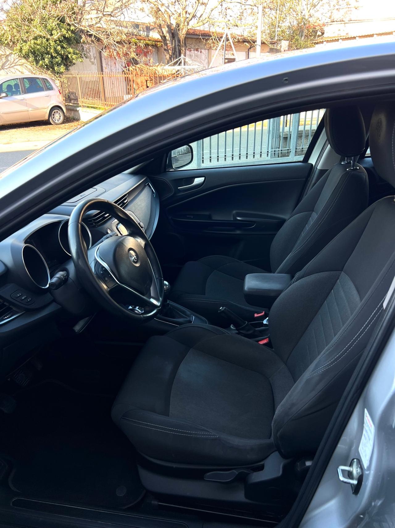 Alfa Romeo Giulietta 1.6 JTDm 120 CV Sport