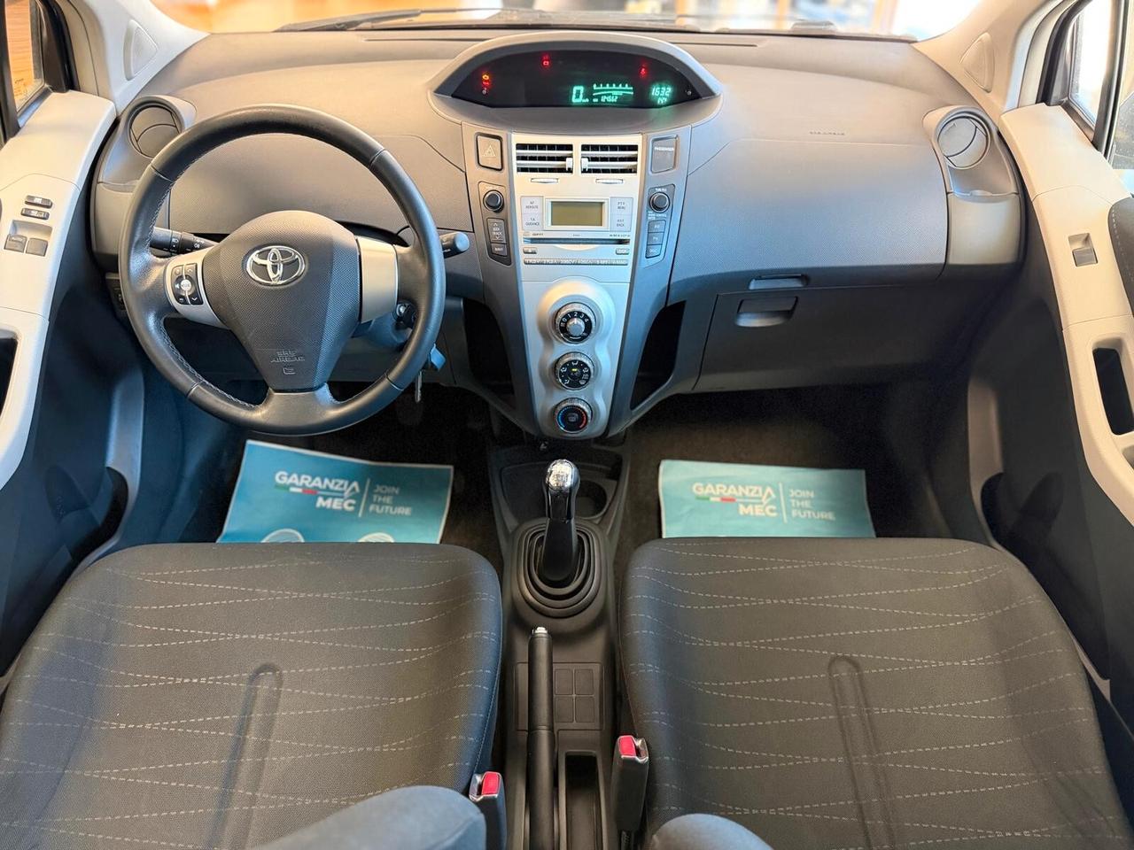 Toyota Yaris 1.0 3 porte Sol