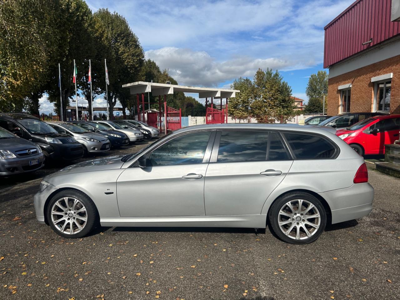 Bmw 320 320d cat Touring Attiva