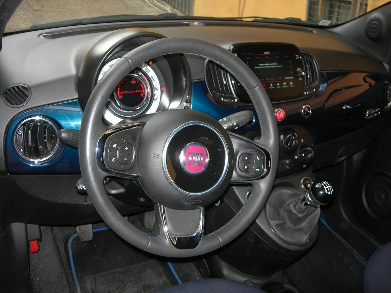 Fiat 500 1.0 Hybrid Red