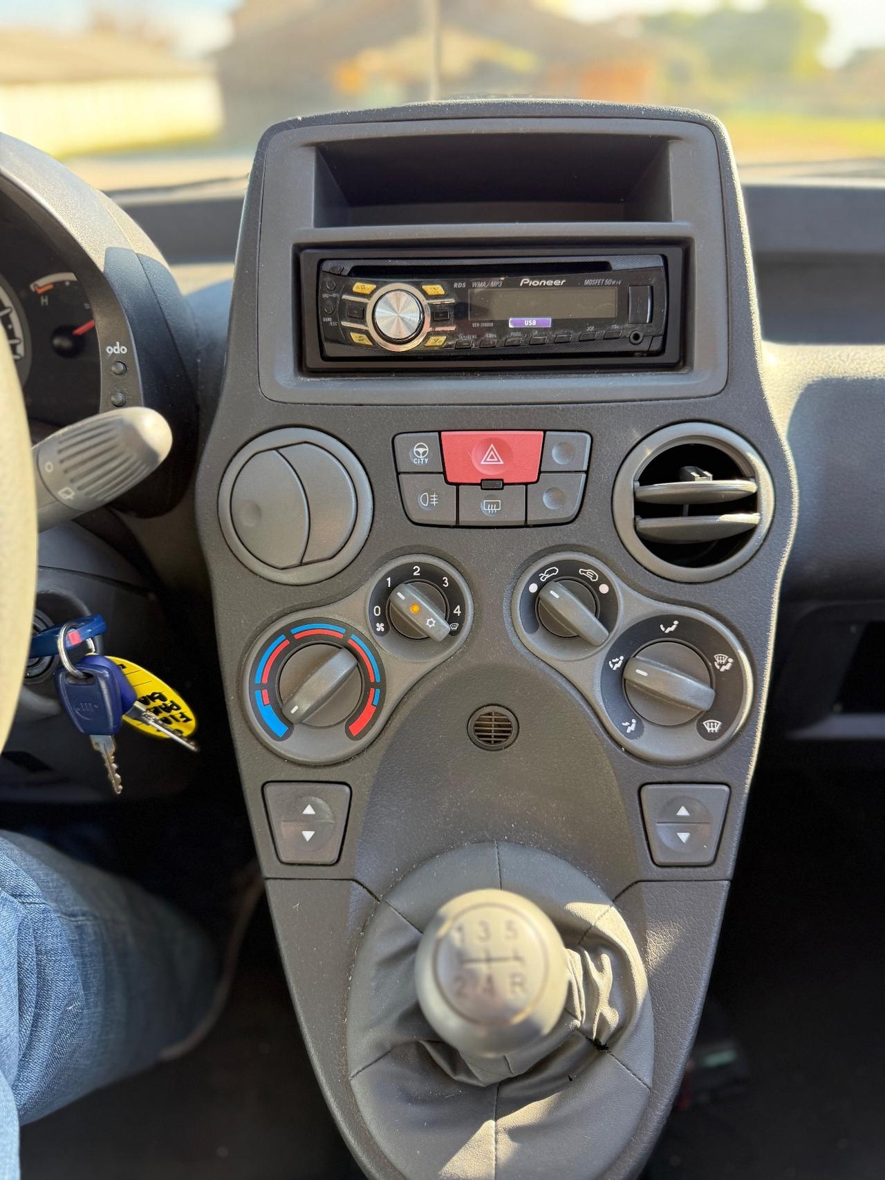 Fiat Panda 1.2 Benzina 69cv EURO5 Neopatentati