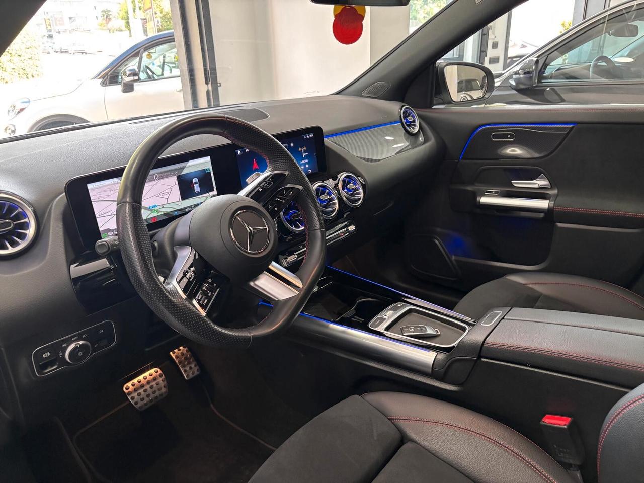 MERCEDES-BENZ GLA 200D PREMIUM AMG LE-NAVI-TETTO