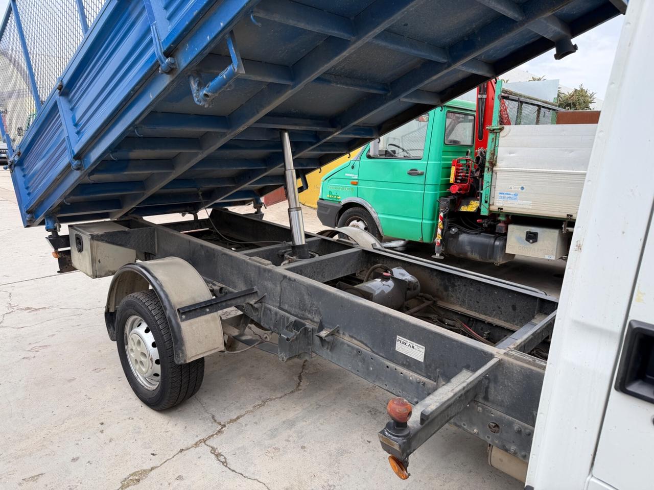 Iveco Daily 2.3 d Ribaltabile Trilaterale - 2008